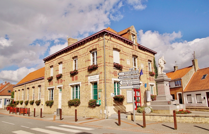 La Mairie - Cappelle-Brouck