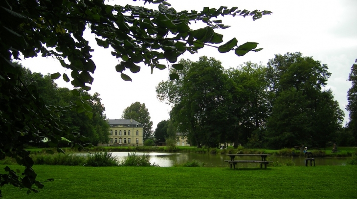 CHATEAU ET PARC DU CCAS - Cappelle-en-Pévèle