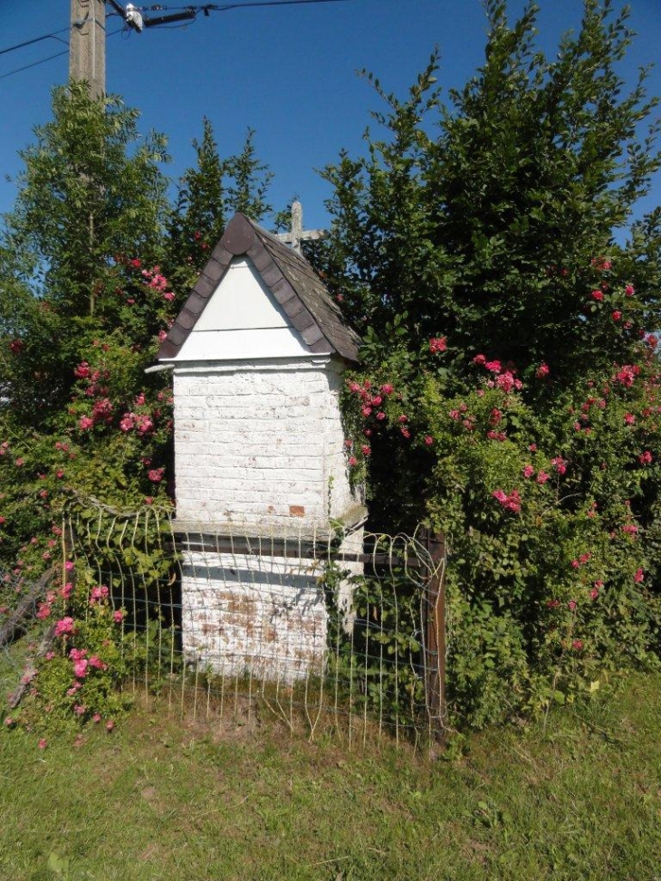 Clairfayts (59740) chapelle Ste Thérèse, chemin de Tabary 