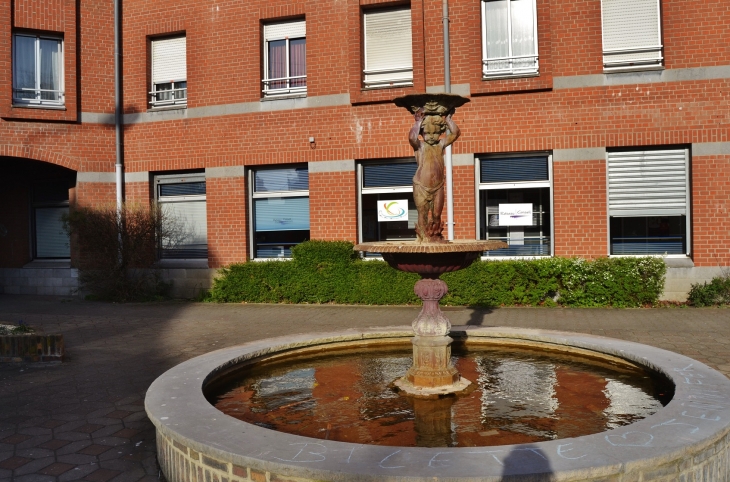 Fontaine - Condé-sur-l'Escaut