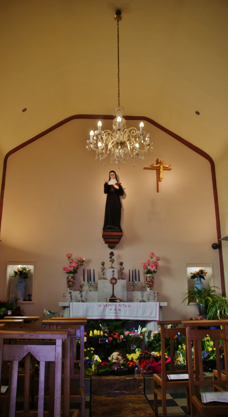 Chapelle Dédiée a Sainte-Rita - Curgies