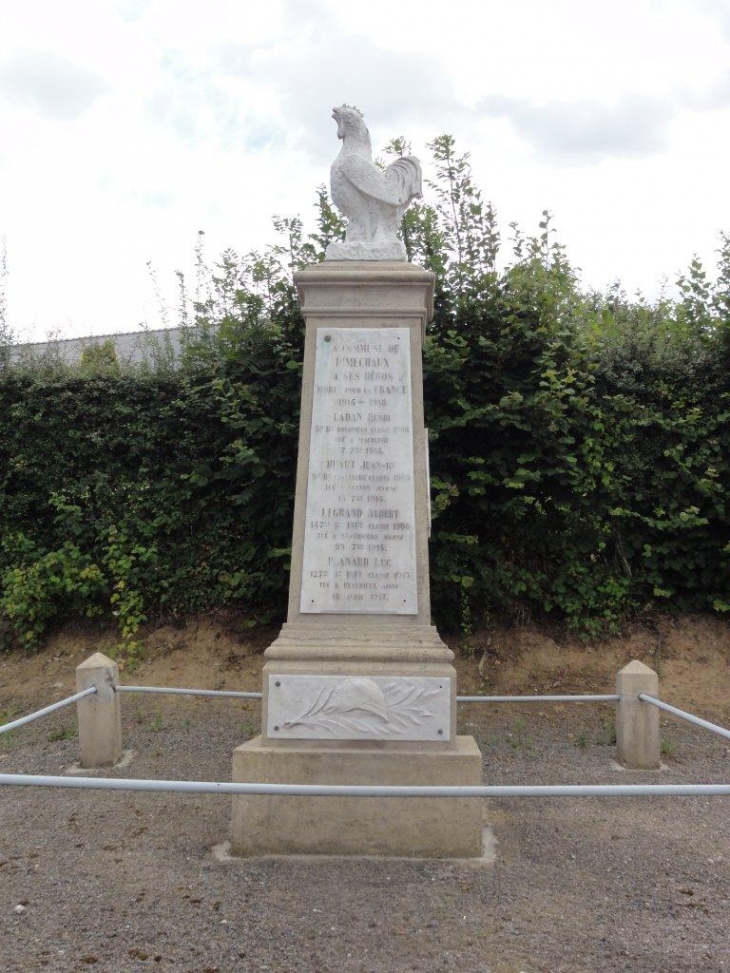 Dimechaux (59740) monument aux morts