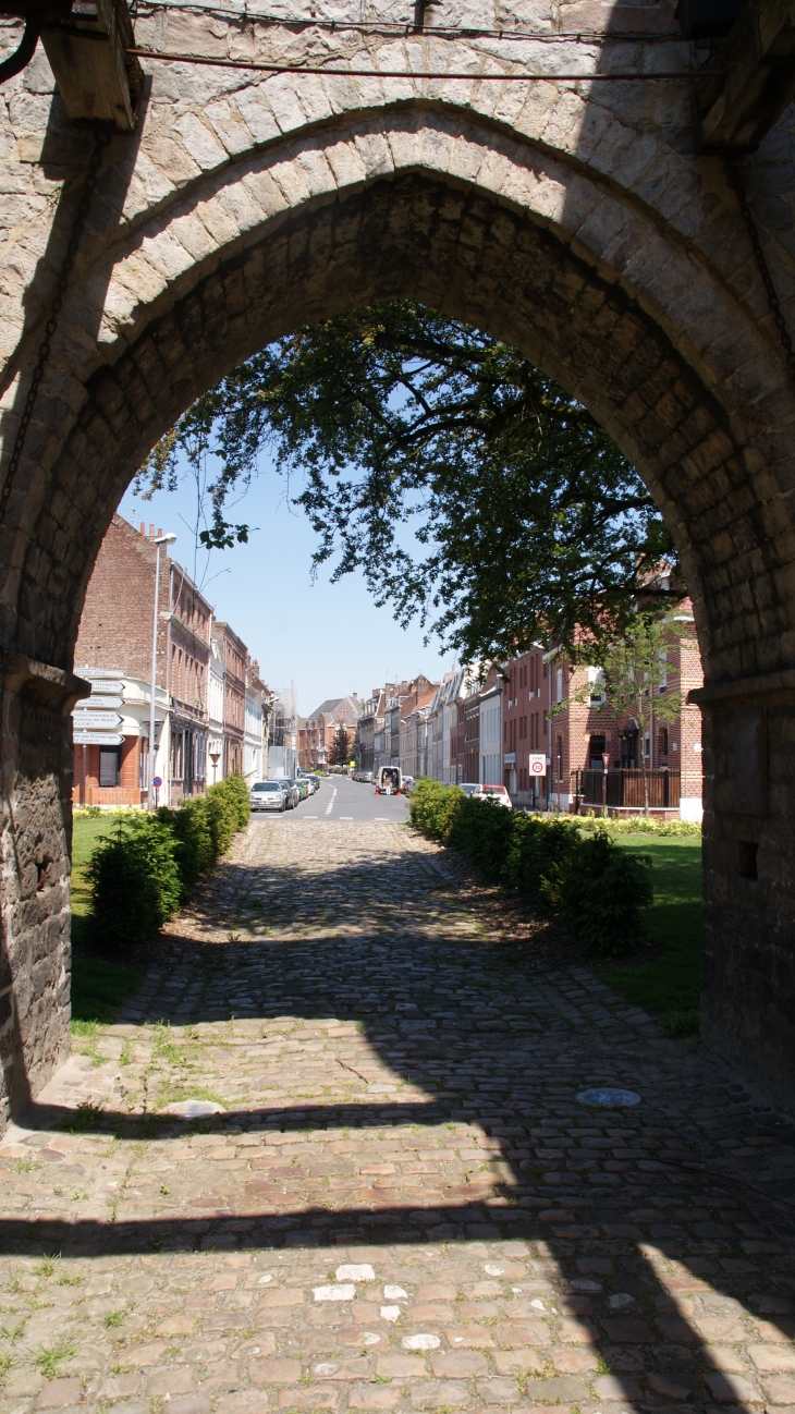 Porte D'Arras 14 Em Siècle - Douai