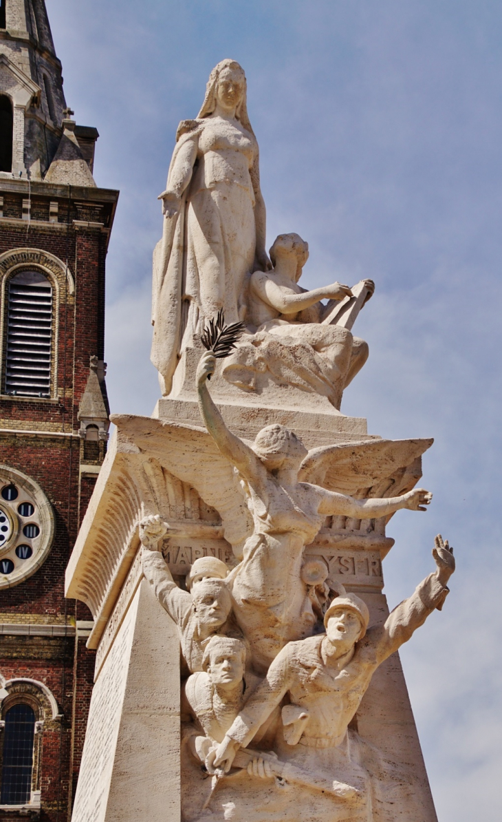 Monument-aux-Morts ( Détail ) - Dunkerque