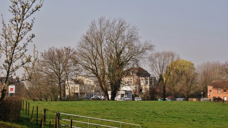 Château D'écaillon - Écaillon