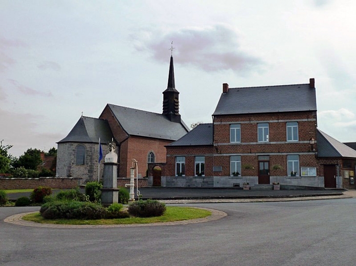 Le centre du village - Écuélin