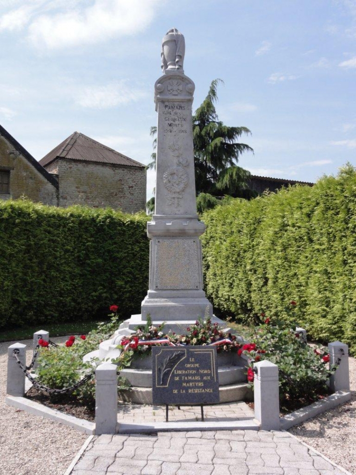 Famars (59300) monument aux morts