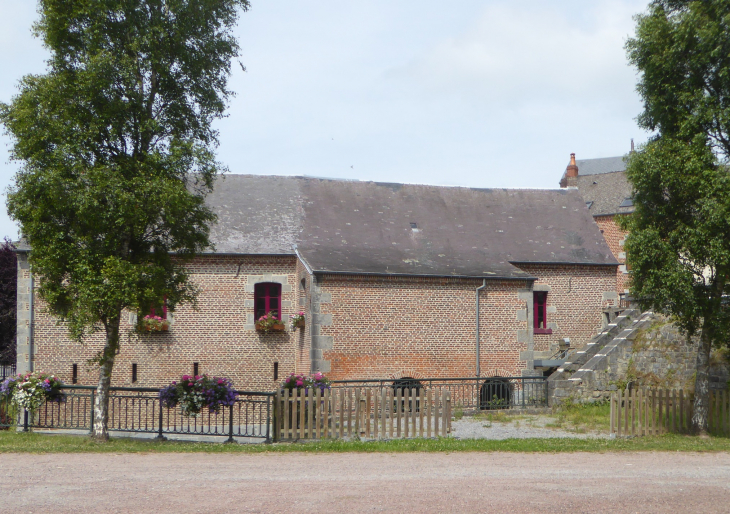 Le musée des Bois Jolis - Felleries