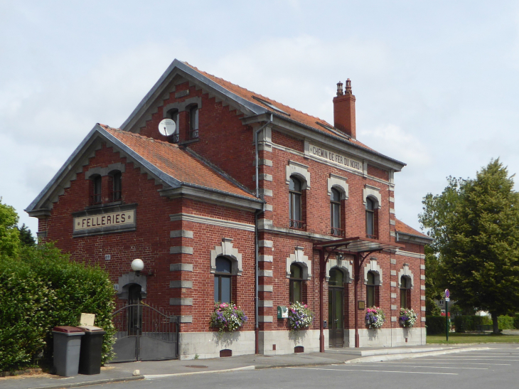 L'ancienne gare - Felleries