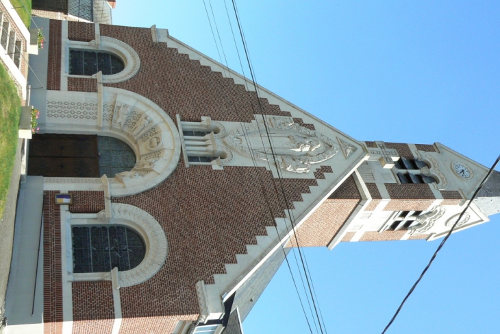 Une église restaurée - Flesquières