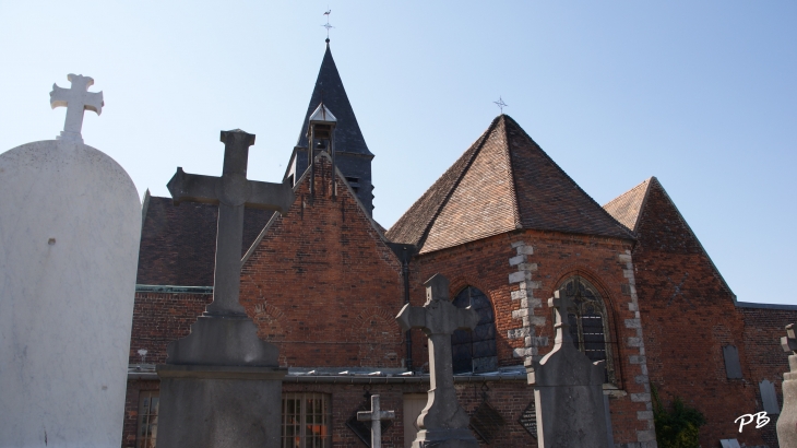 église Saint-Michel remaniée a plusieurs reprises ( 14-15-16 Em Siècle lié a l'Installation D'une Abbaye Cistercienne  - Flines-lez-Raches