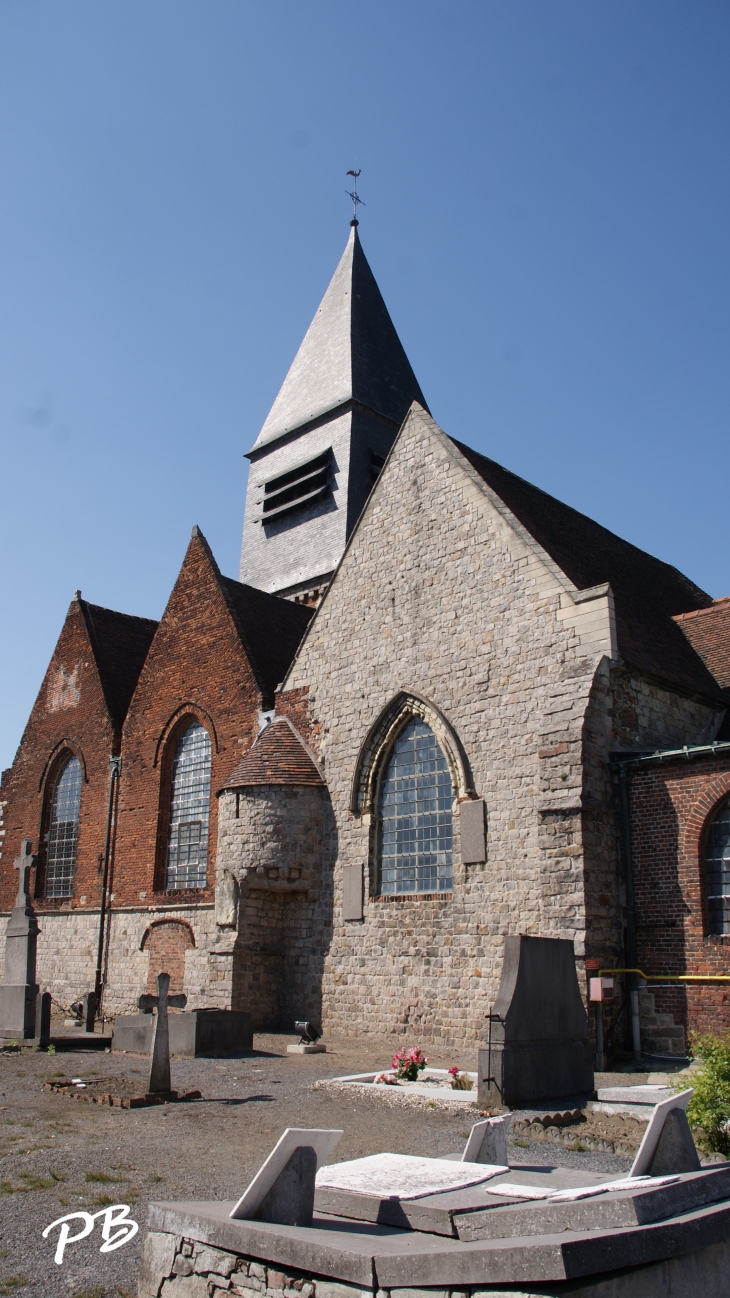 église Saint-Michel remaniée a plusieurs reprises ( 14-15-16 Em Siècle lié a l'Installation D'une Abbaye Cistercienne  - Flines-lez-Raches