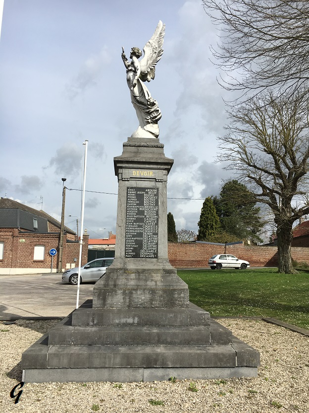 Monument aux morts - Fontaine-Notre-Dame