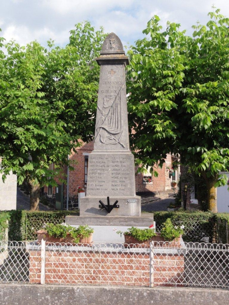 Ghissignies (59530) monument aux morts