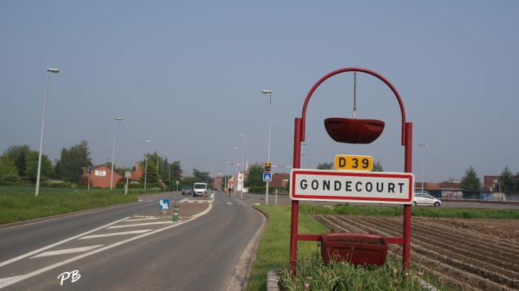  - Gondecourt