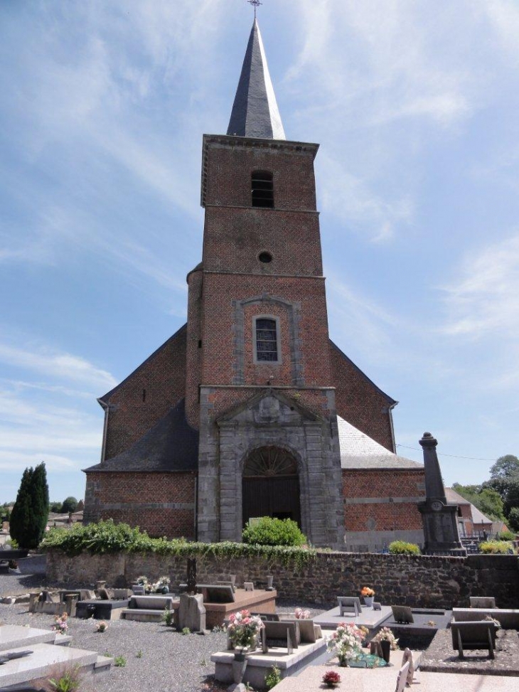  Gussignies (59570) église Saint Médard (1772)