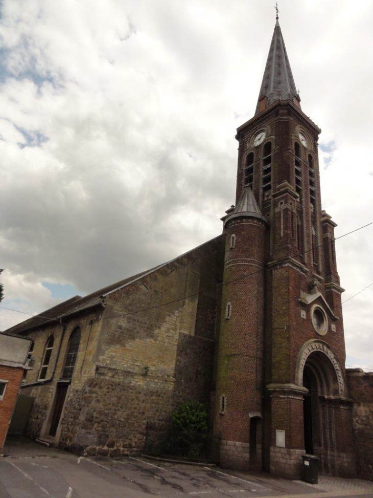 Haspres (59198) église Sts Hugues et Achard