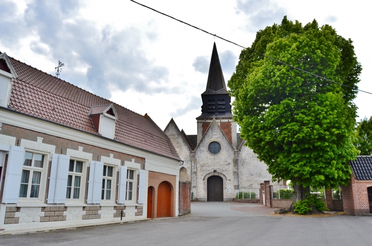 Boësghem commune D'Hazebrouck ( L'église )