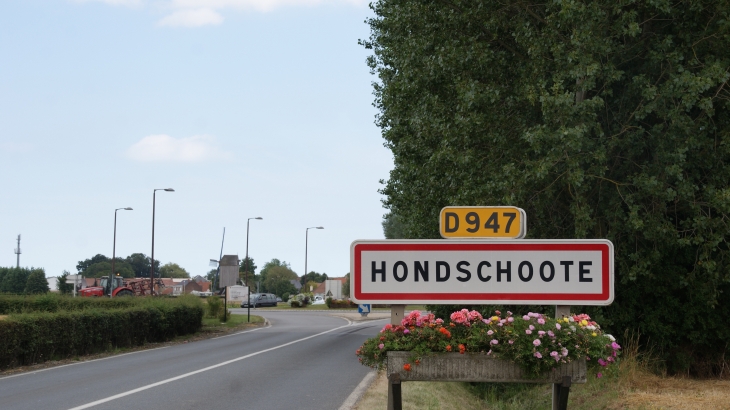  - Hondschoote