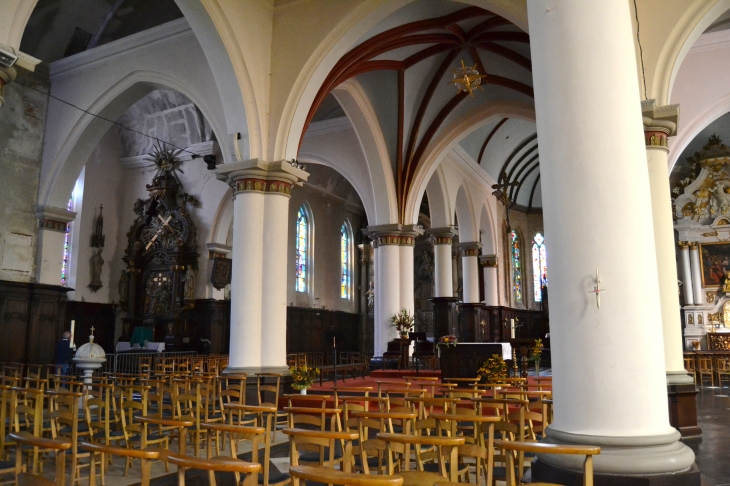 *église Saint-Vaast 16 Em Siècle  - Hondschoote