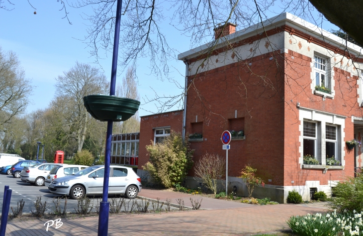  - La Chapelle-d'Armentières