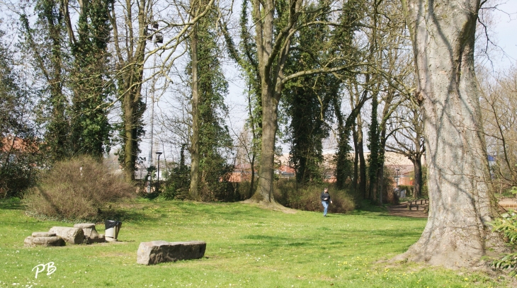  - La Chapelle-d'Armentières