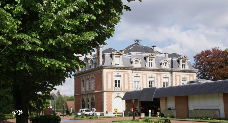 Hotel-de-Ville - Lambersart