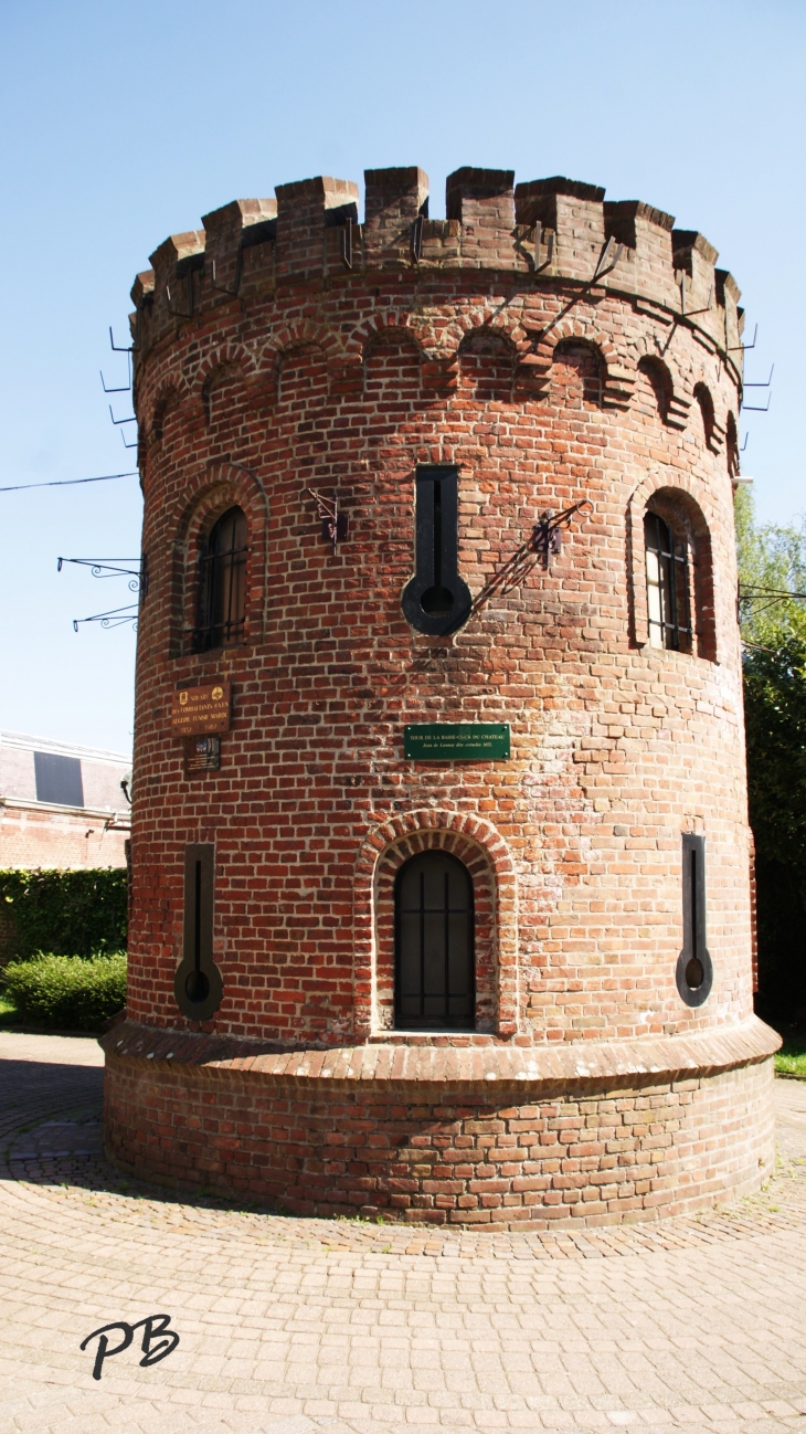 Tour de la Basse Cour du Château 1452 - Lannoy