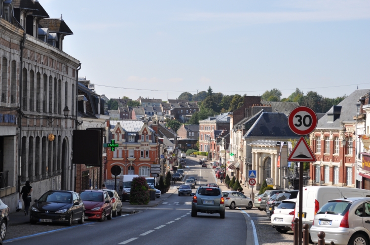 La rue Gambetta - Le Cateau-Cambrésis