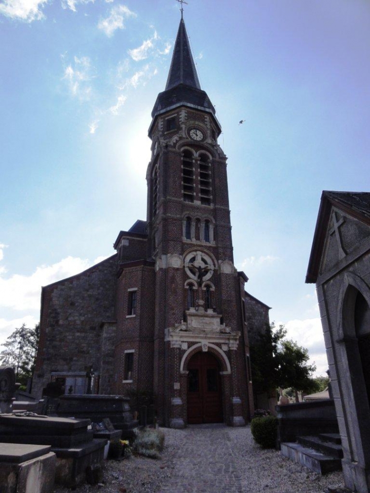 Le Favril (59550) église Saint Nicolas