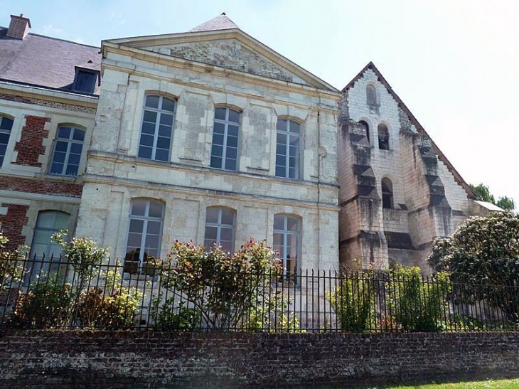 L'abbaye de Vaucelles - Les Rues-des-Vignes