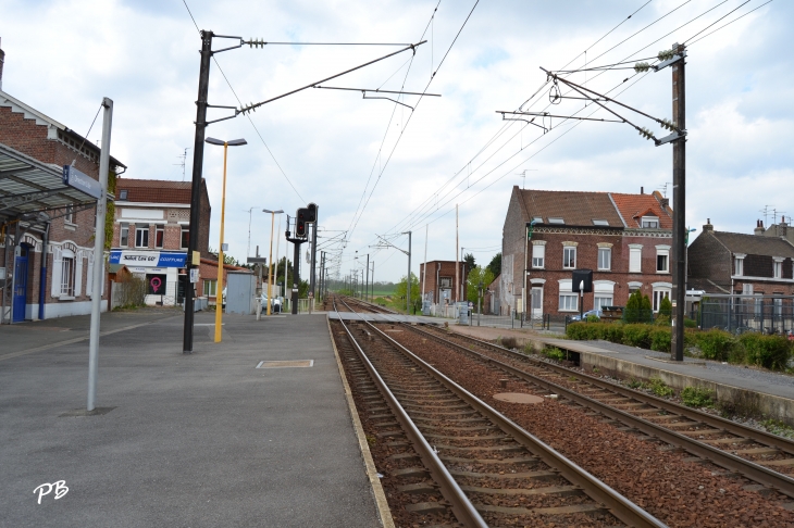 Le quai de la Gare - Lesquin