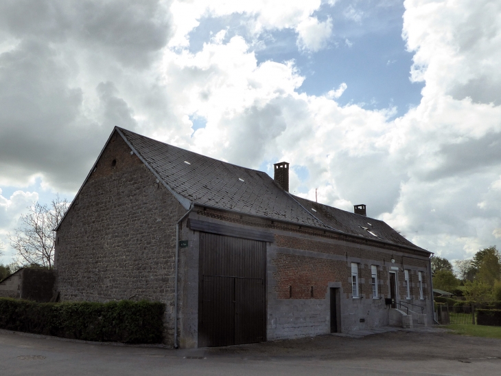 Maison du village - Lez-Fontaine