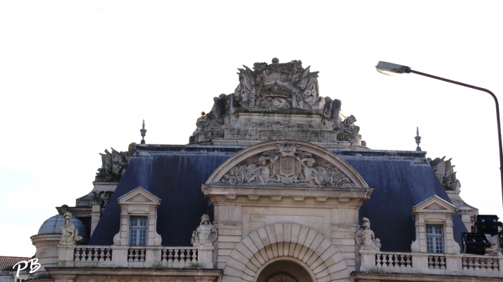 Détail de la Porte de Paris - Lille