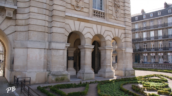 Détail de la Porte de Paris - Lille