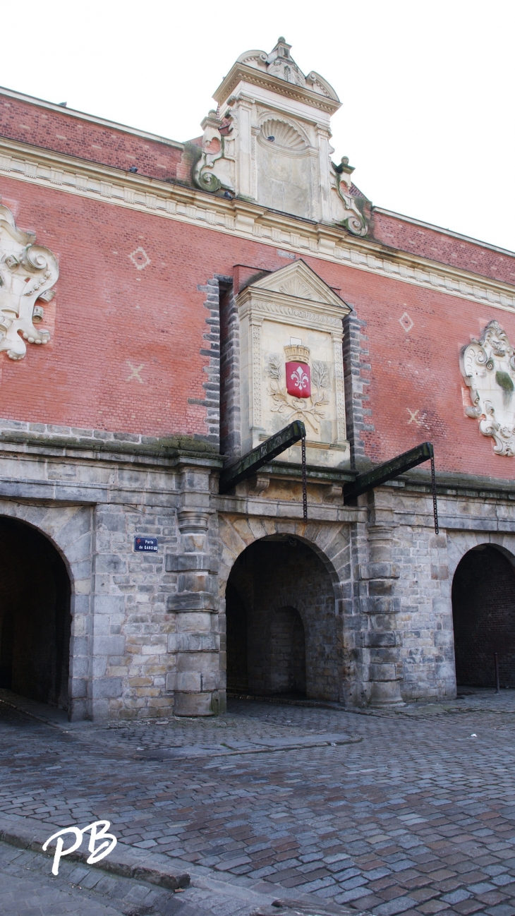 Porte de Gand ( 1621 ) - Lille