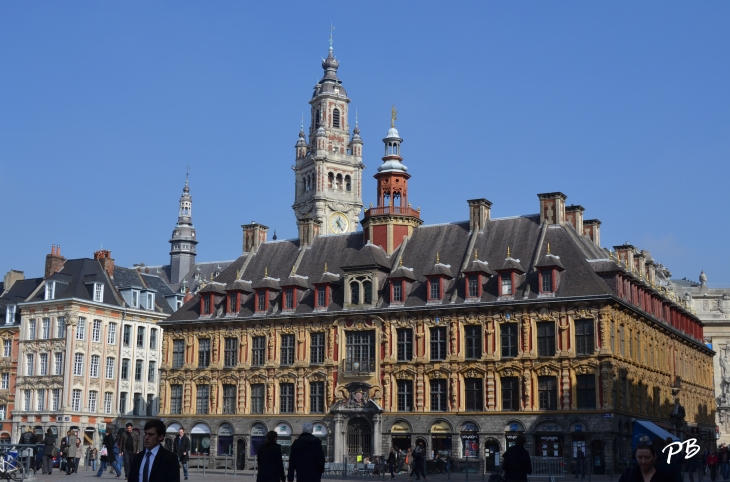 Vieille bourse ( 1651 ) - Lille