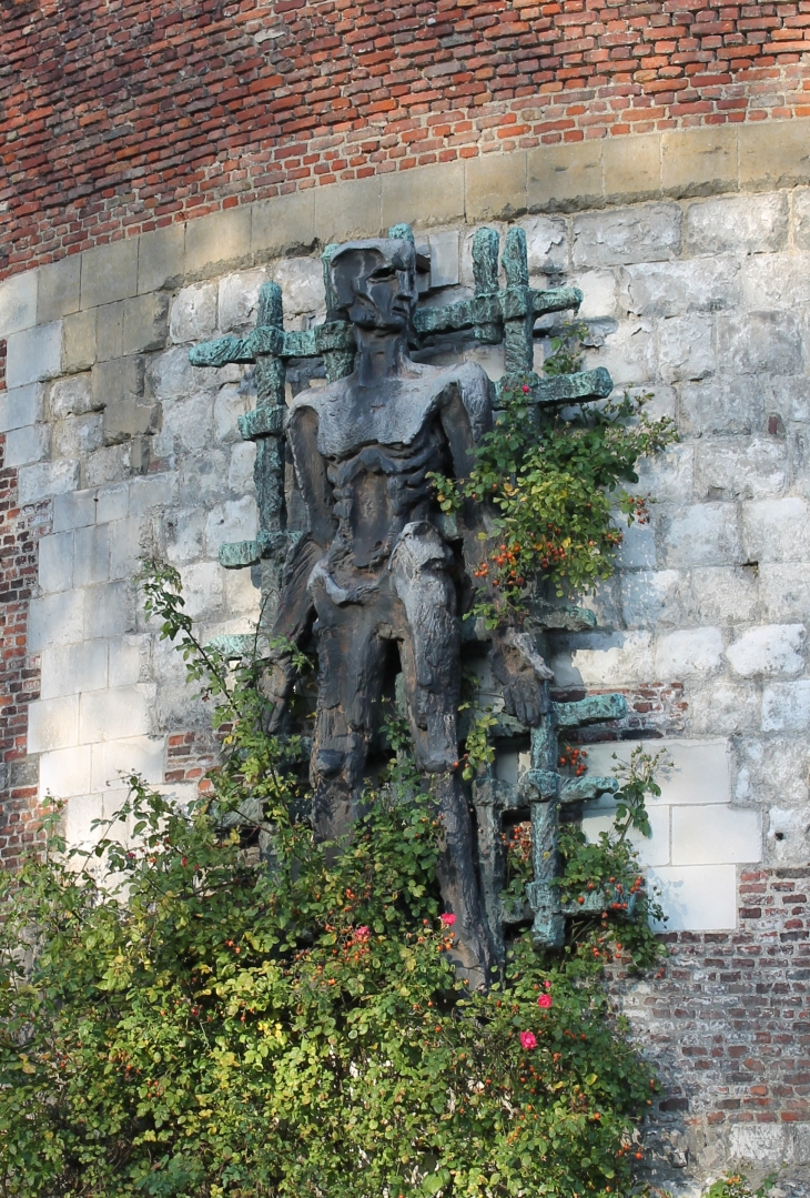 Mémorial de La Noble Tour ( 15 Em Siècle ) - Lille