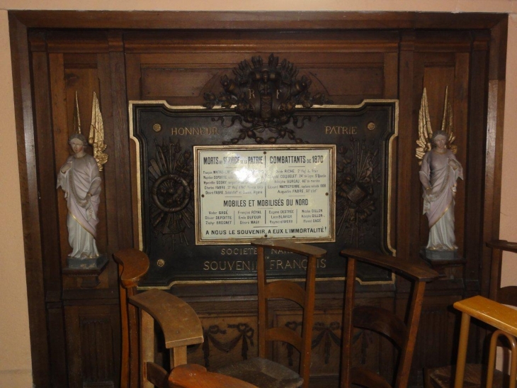 Mairieux (59600) église Saint-André, monument 1870