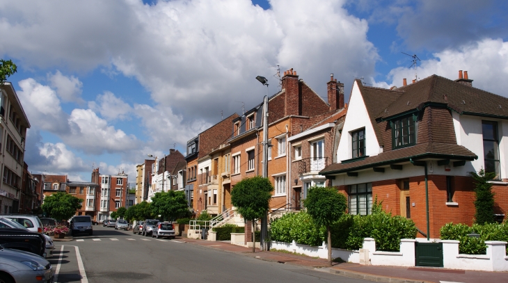 Rue de L'Abbé Lemire - Marcq-en-Barœul