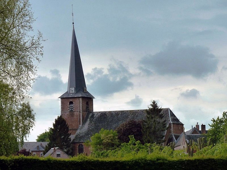 Vue sur l'église - Maroilles