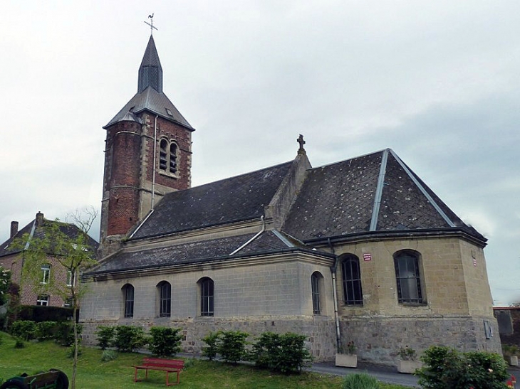 L'église - Montrécourt