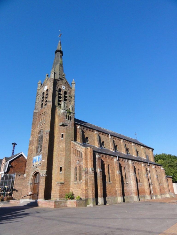 Neuf-Mesnil (59330) église