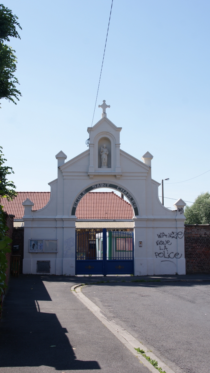 <Notre-Dame de Bon-Secours - Nieppe