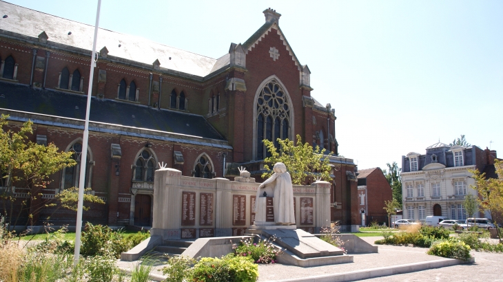  !église Saint-Martin 13 Em Siècle - Nieppe