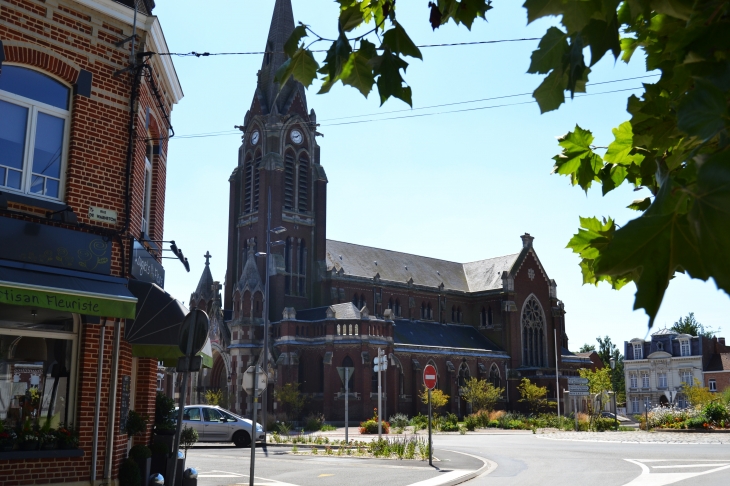  !église Saint-Martin 13 Em Siècle - Nieppe