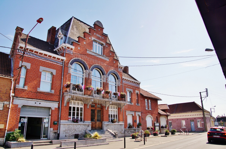 La Mairie - Ostricourt