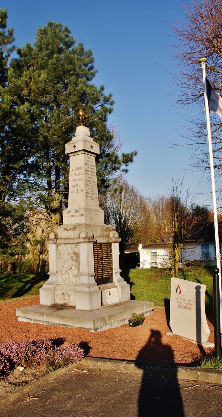 Monument aux Morts - Préseau