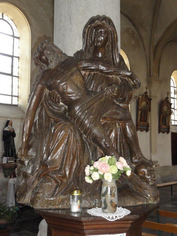 Préseau (59990) église Sainte Aldegonde, statue Pietà