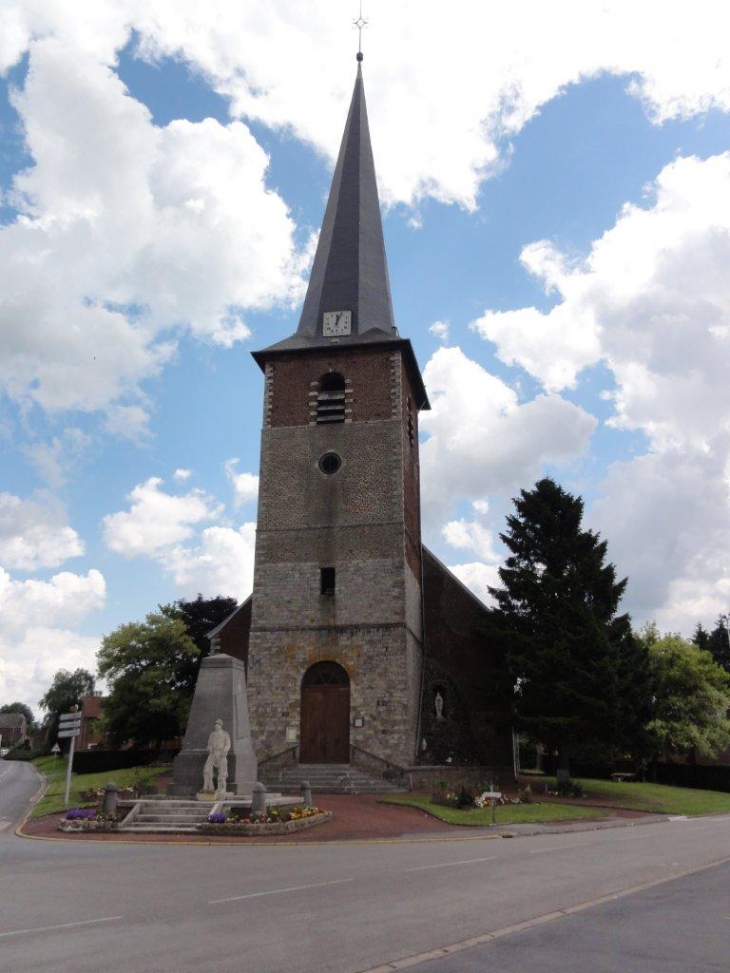 Preux-au-Bois (59288) église Saint Martin